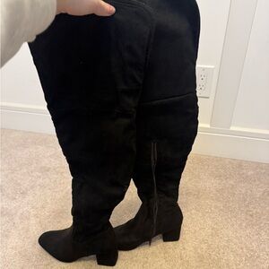 Elegant Black Women's Boots